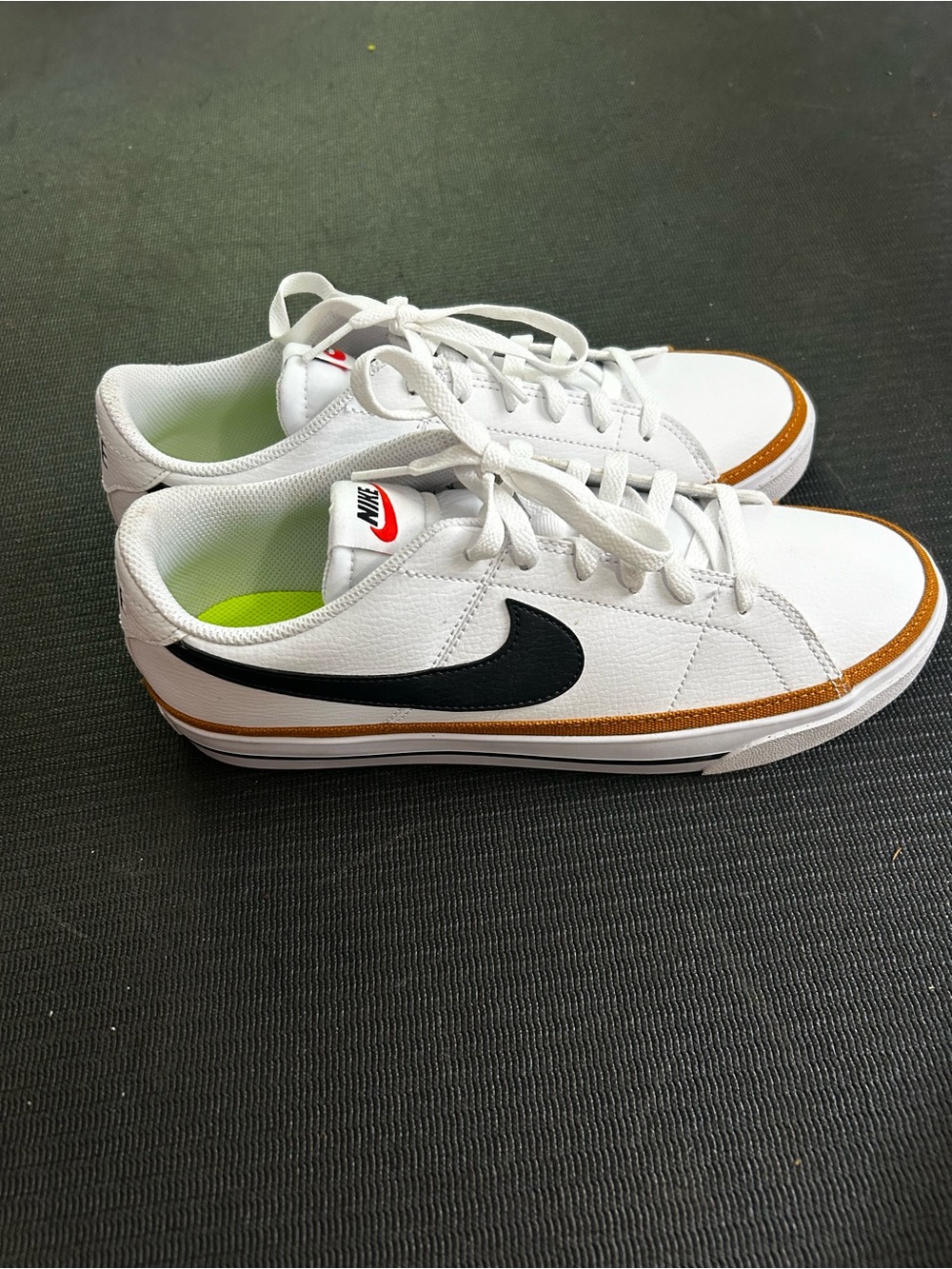Nike Women's Court Legacy Next Nature Shoes  size 10 excellent condition - Picture 6 of 8